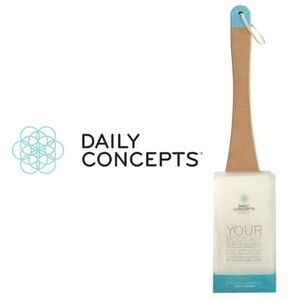 Daily Concepts Body Kit Body Scrubber & Applicator With Wooden Handle